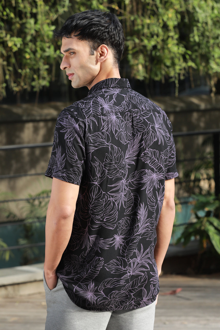 Oyster - Leaf Print Shirt - Black