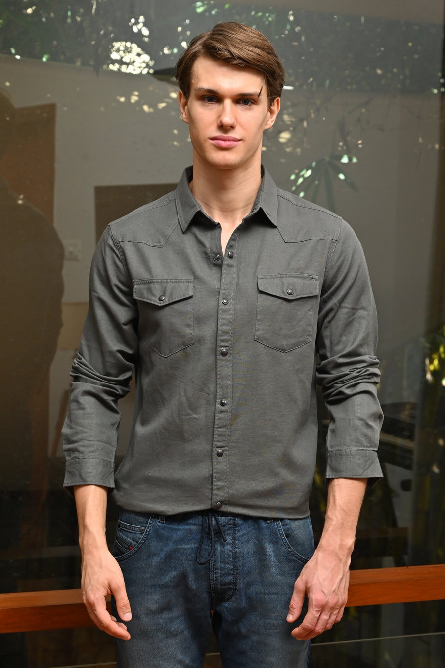 Ive - Cotton Pocketed Solid Shirt - Grey