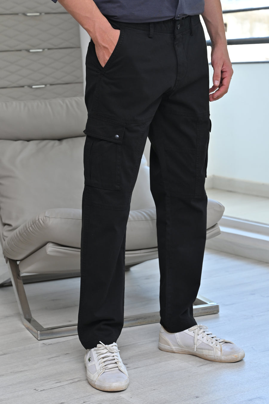 Corolla - Detailed Cargo Trouser- Black