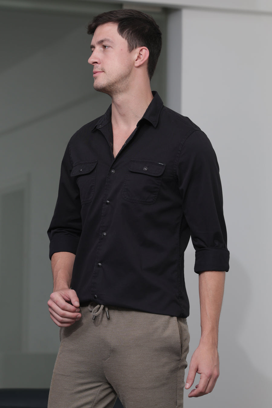 Tokyo - Plain shirt with double pocket - Black
