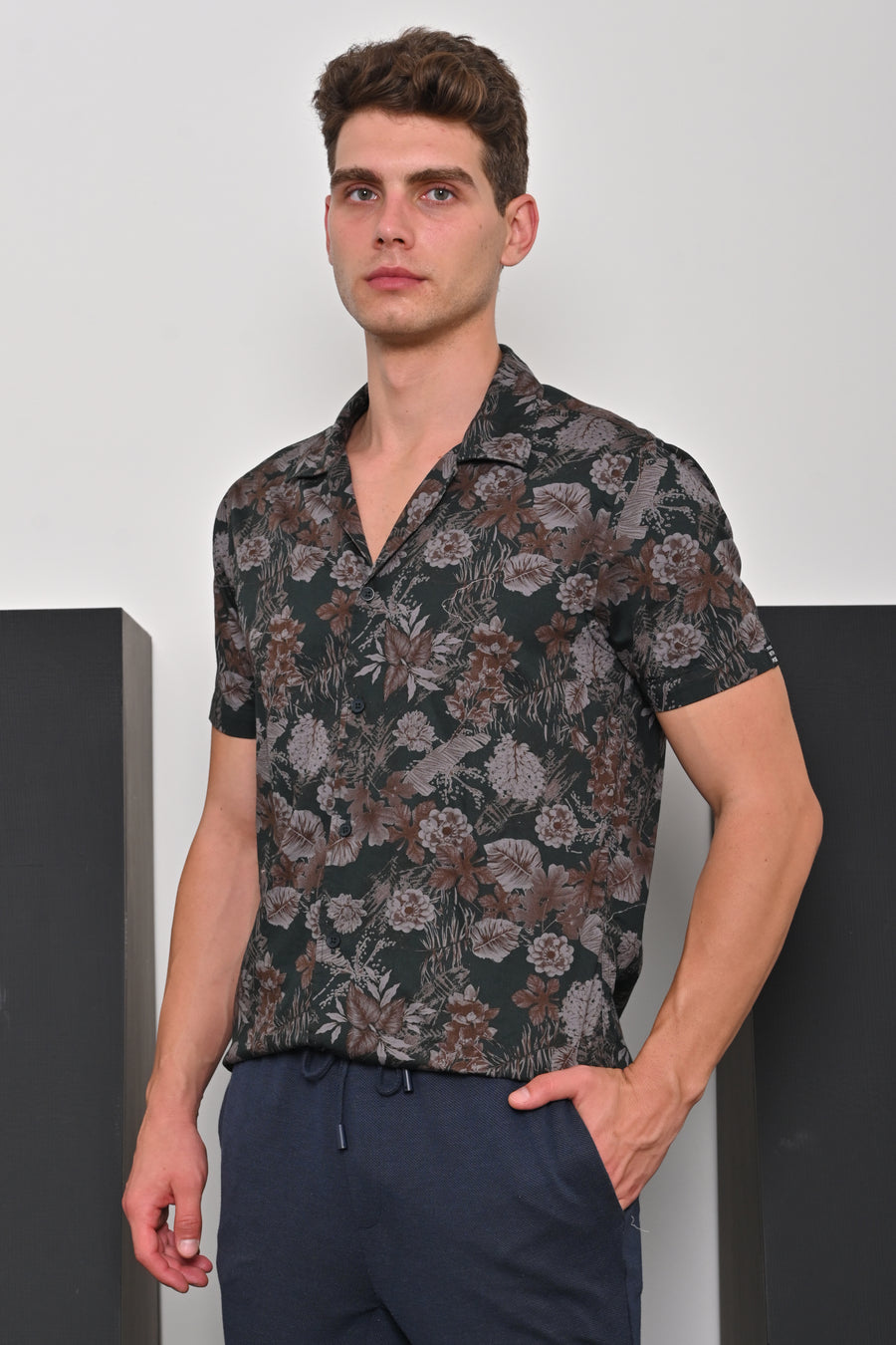 Landra - Cotton Floral Printed Shirt - Green