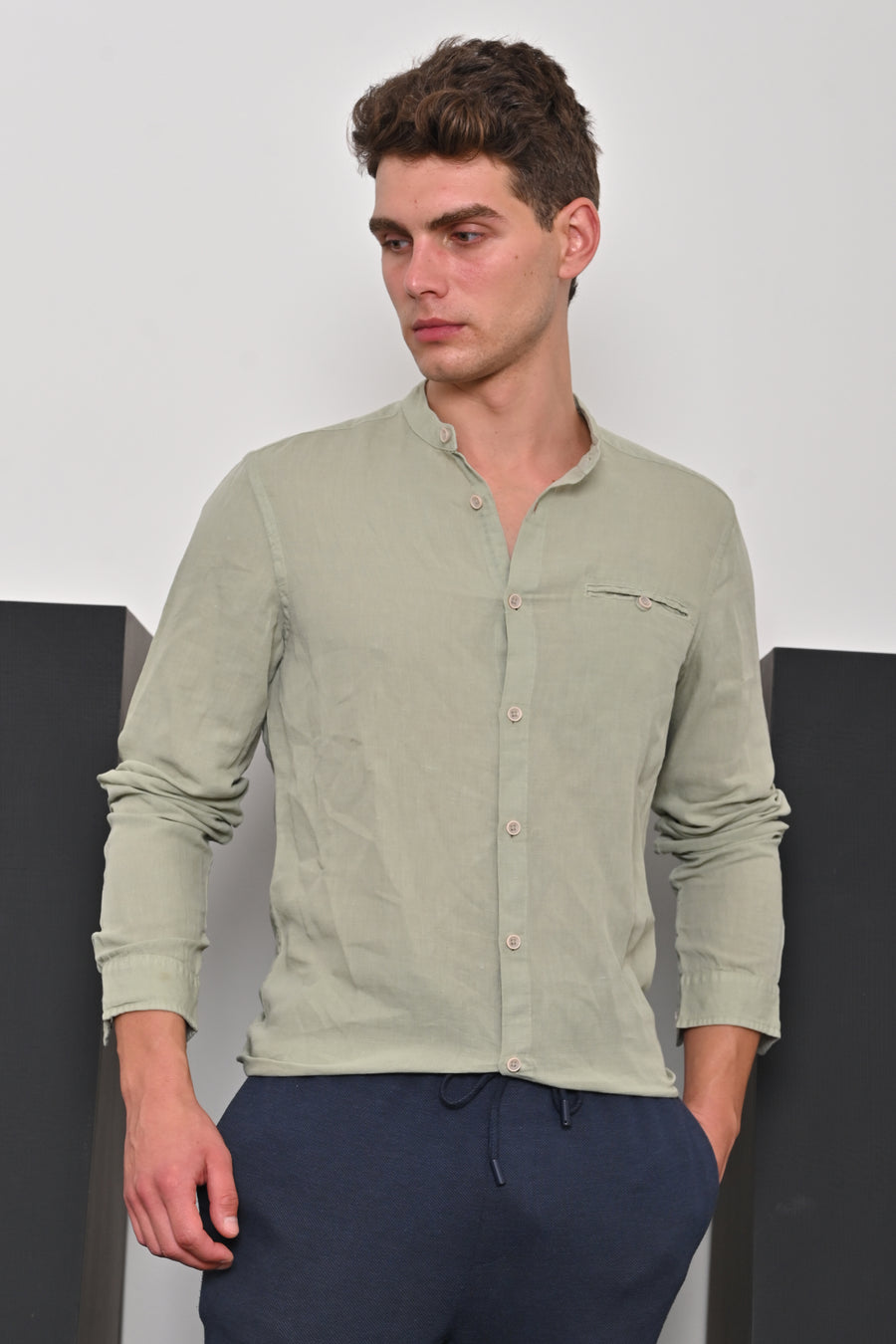 Treasure - Pure Linen Solid Shirt - Pista