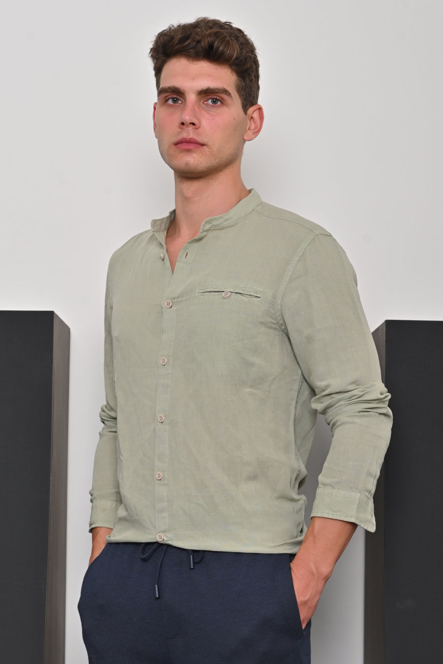 Treasure - Pure Linen Solid Shirt - Pista