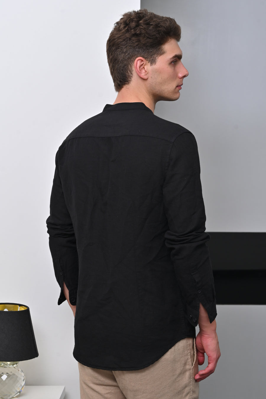 Treasure - Pure Linen Solid Shirt - Black